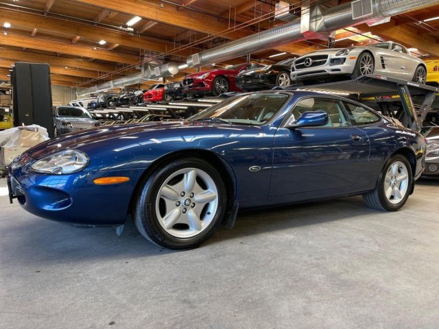1997 Jaguar XK8 Coupe