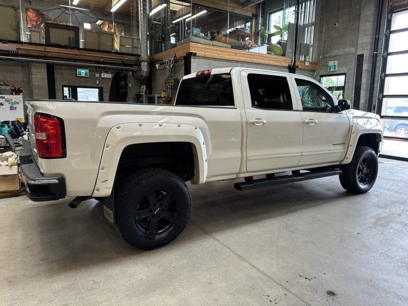 2015 GMC Sierra 1500 SLE Crew Cab 4x4