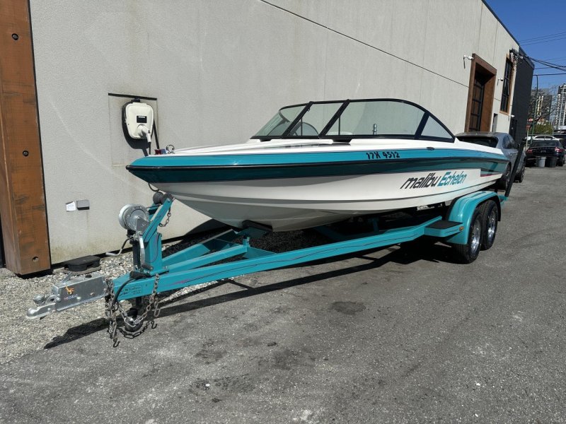 1993 Malibu Echelon 20'
